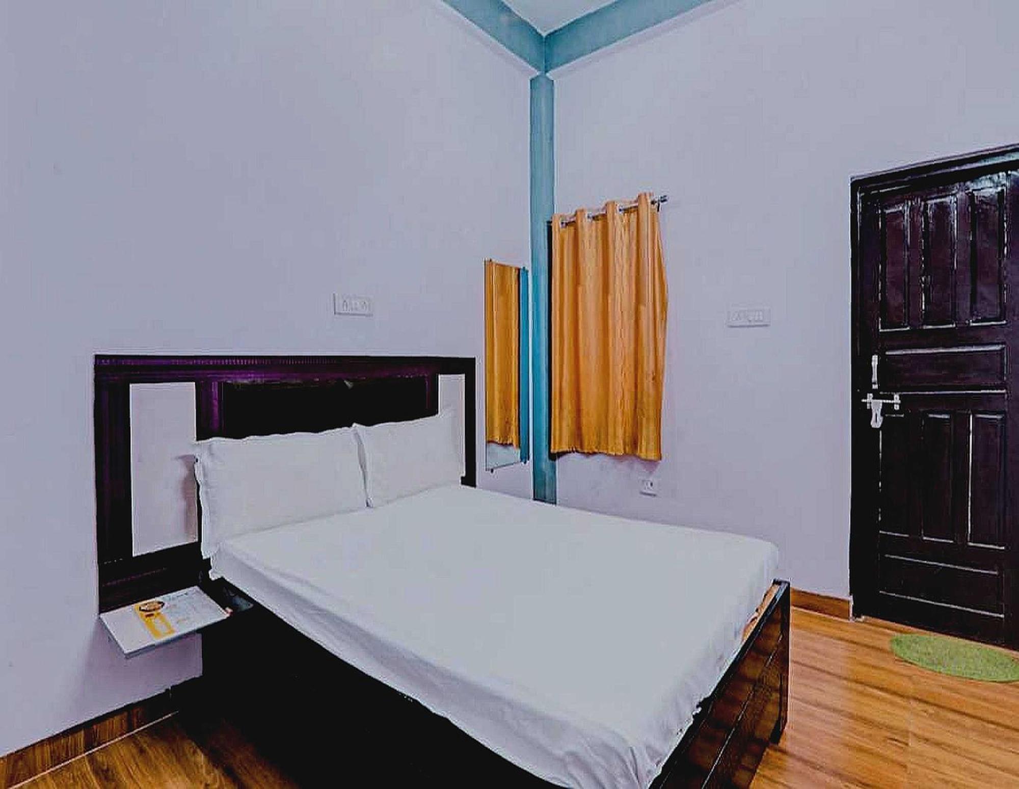 Hotel O Rr Palace Lucknow Bagian luar foto