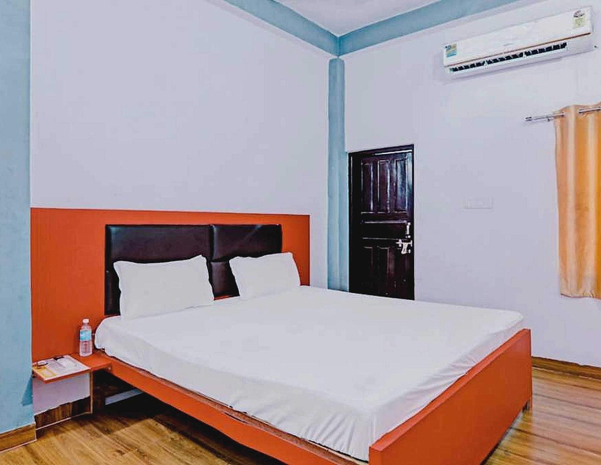 Hotel O Rr Palace Lucknow Bagian luar foto
