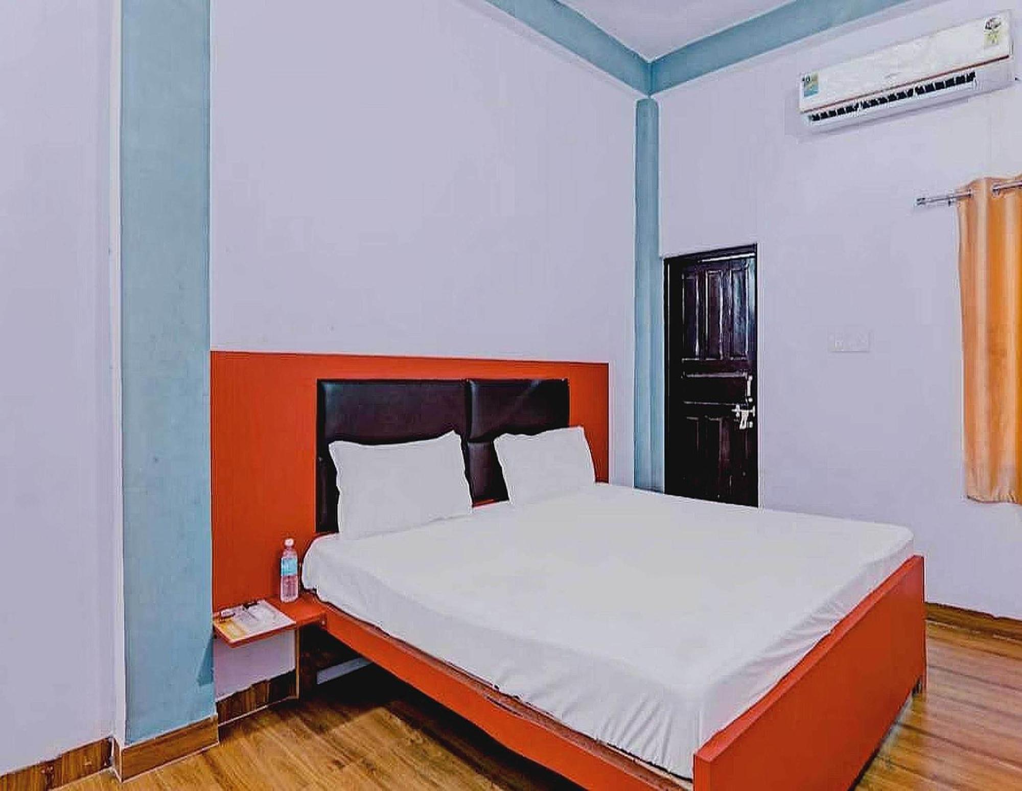 Hotel O Rr Palace Lucknow Bagian luar foto
